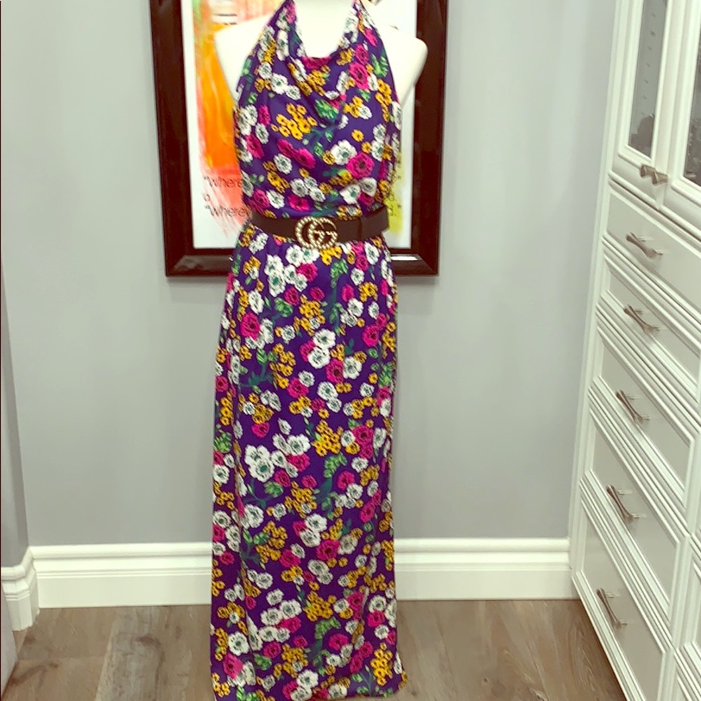Vintage halter maxi floral dress. Size med